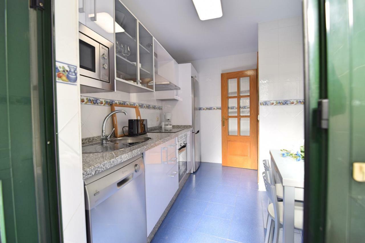 Apt Puerto Malagueta Solo Familias * Málaga